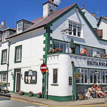 The Britannia Coaching Inn Абердифи Экстерьер фото