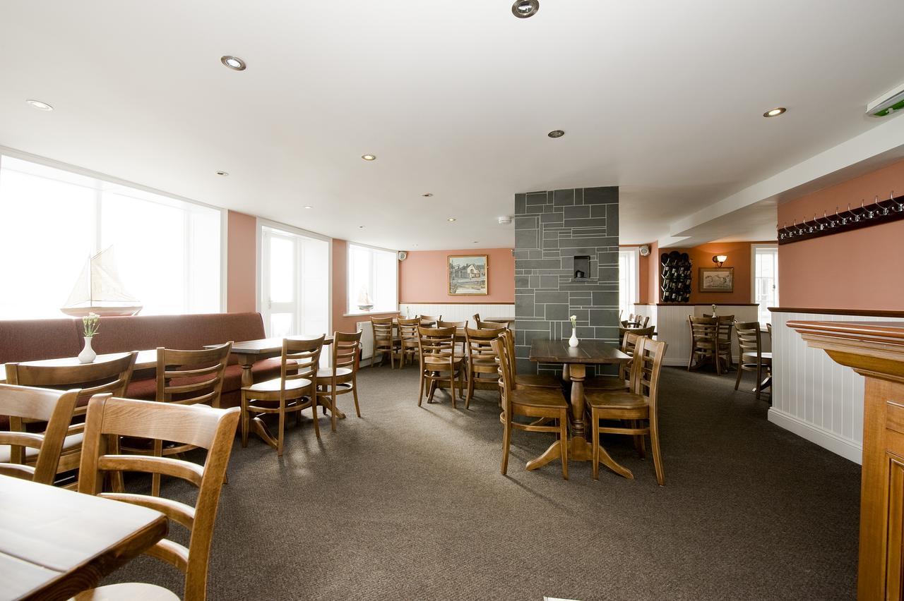 The Britannia Coaching Inn Абердифи Экстерьер фото