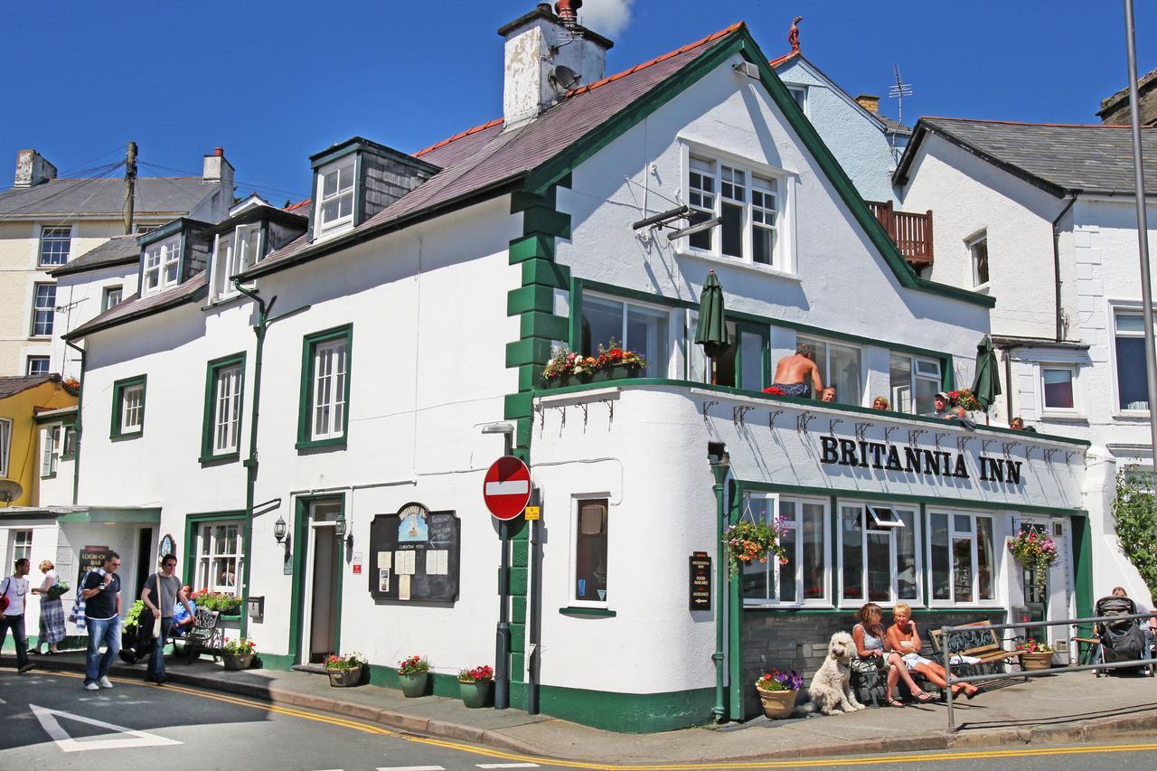 The Britannia Coaching Inn Абердифи Экстерьер фото
